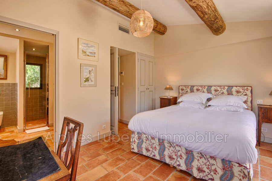 Maison à louer à Eygalières