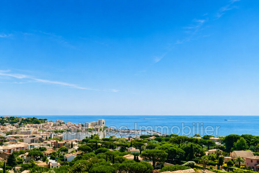 Maison à vendre à Sainte-maxime