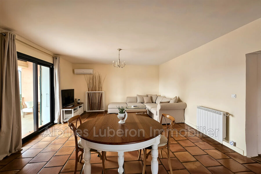 Maison à vendre à Aureille — Vue parc & jardin — photo 14