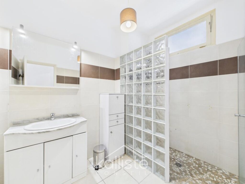 Appartement 3 pièces – Ajaccio Finosello – 3 pièces – 2 chambres – 76 m²