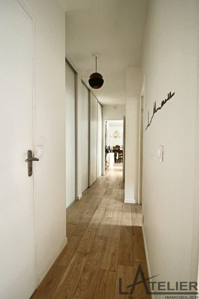 EXCLUSIVITÉ – BOULOGNE RUE TRAVERSIERE – APPARTEMENT COMME U – 4 pièces – 3 chambres – NR  – 79 m²