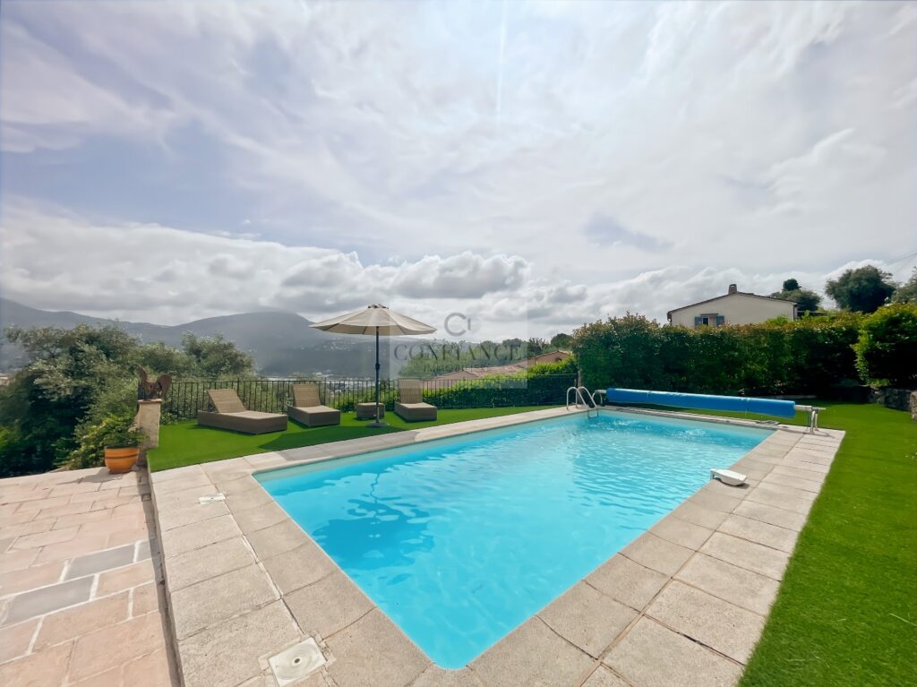 Maison – 5 pièces – 3 chambres – 148 m²