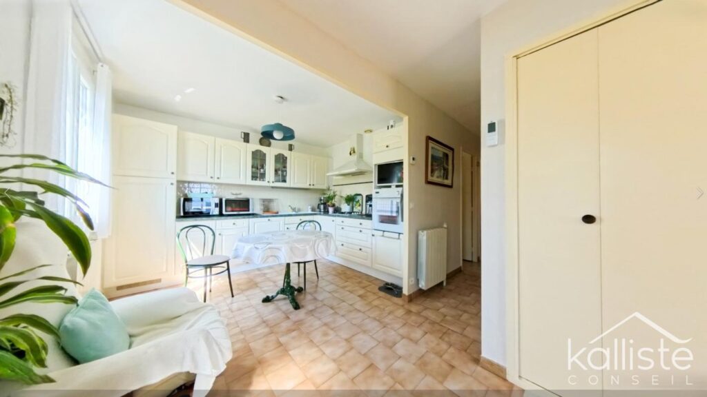 Antisanti – Maison individuelle avec grand terrain et vue dégagée – 5 pièces – 4 chambres – 87 m²