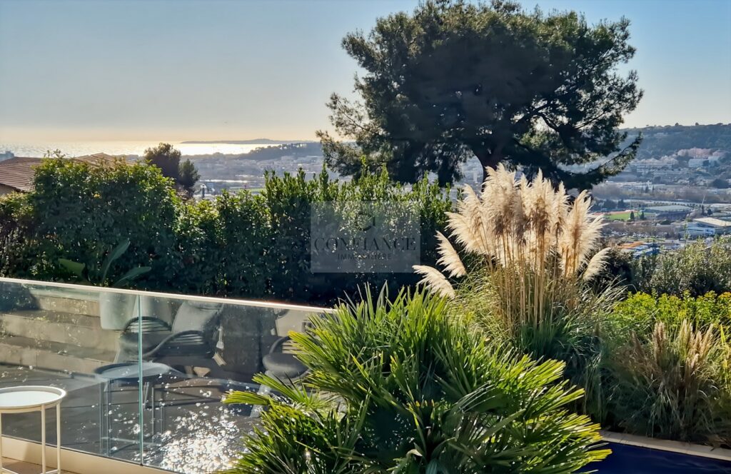 Maison – 6 pièces – 4 chambres – 193 m²