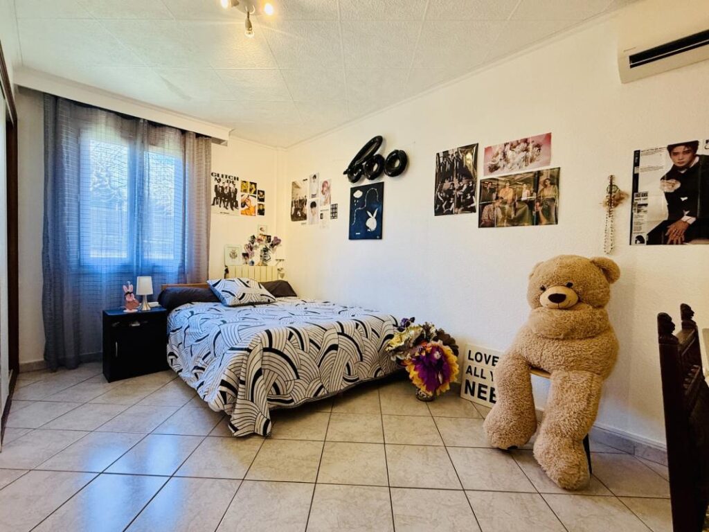 Maison familiale 5 chambres avec jardin et parking – Sarrola – 6 pièces – 5 chambres – 135 m²