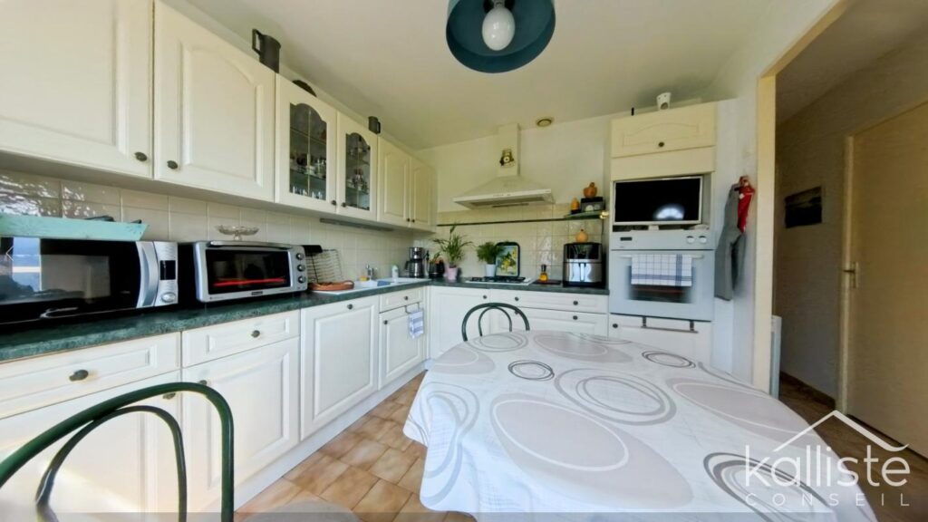 Antisanti – Maison individuelle avec grand terrain et vue dégagée – 5 pièces – 4 chambres – 87 m²