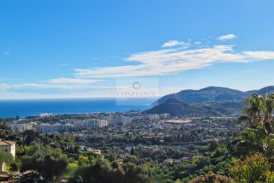 Maison – 6 pièces – 4 chambres – 308 m²