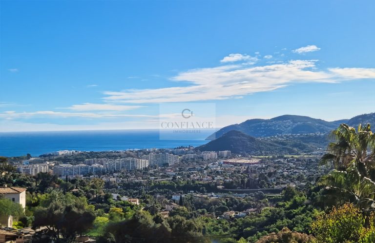 Maison – 6 pièces – 4 chambres – 308 m²