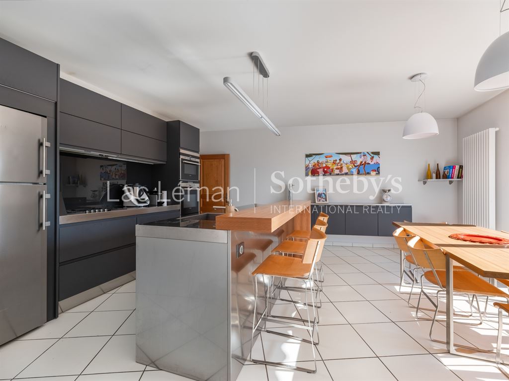 Maison contemporaine avec vue panoramique exceptionnelle – 7 pièces – 5 chambres – 16  – 286 m²