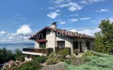 Evian les Bains : maison composée de deux appartements – 8 pièces – 6 chambres – 16  – 243 m²