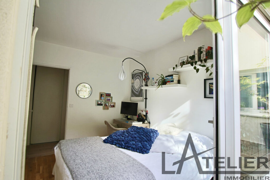 EXCLUSIVITÉ – BOULOGNE RUE TRAVERSIERE – APPARTEMENT COMME U – 4 pièces – 3 chambres – NR  – 79 m²