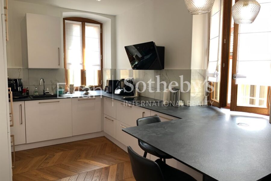 Appartement à vendre à Evian les bains — Vue sur la ville — photo 5