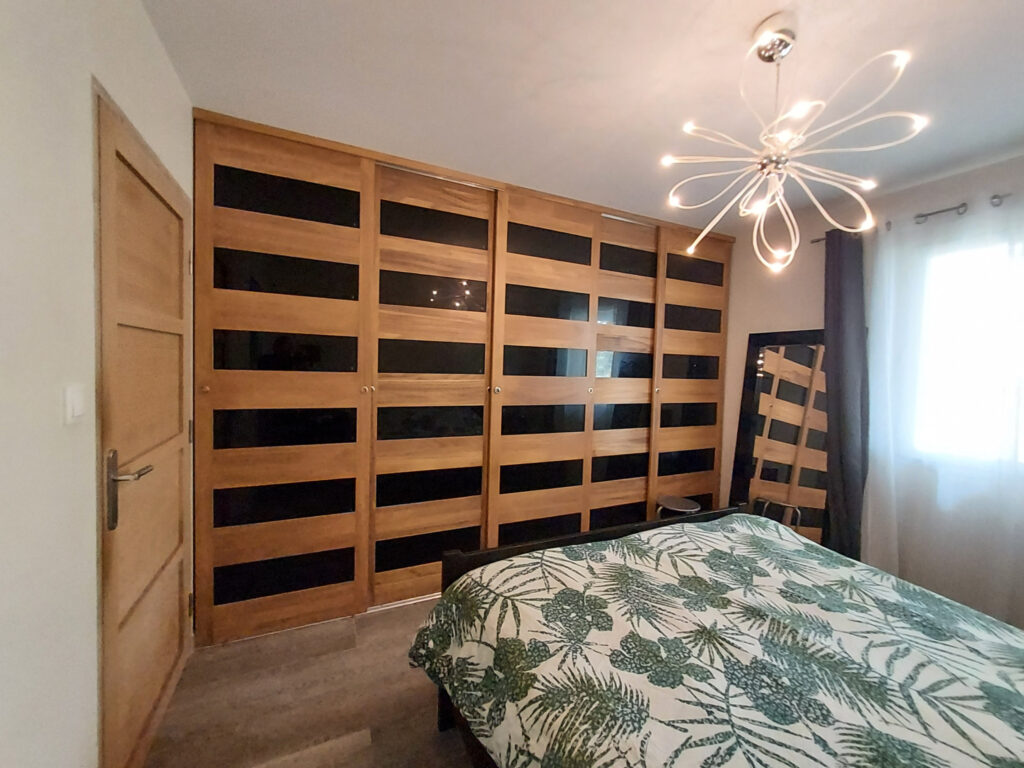 Maison avec piscine et second logement – 5 pièces – 4 chambres – 6  – 140 m²