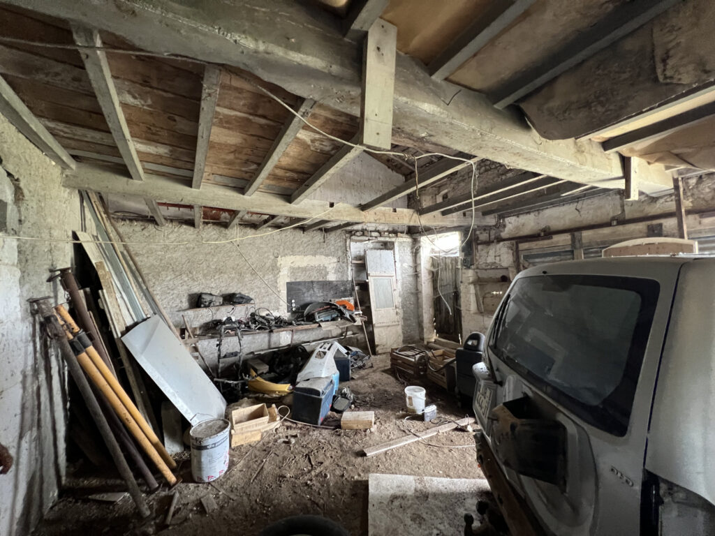 Chai, proche Meschers 220 m2 – 4 pièces – 1 chambre – 2  – 220 m²