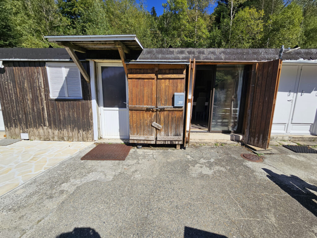 Chalet mitoyen sur Guzet la station – 2 pièces – 1 chambre – 6  – 30.83 m²