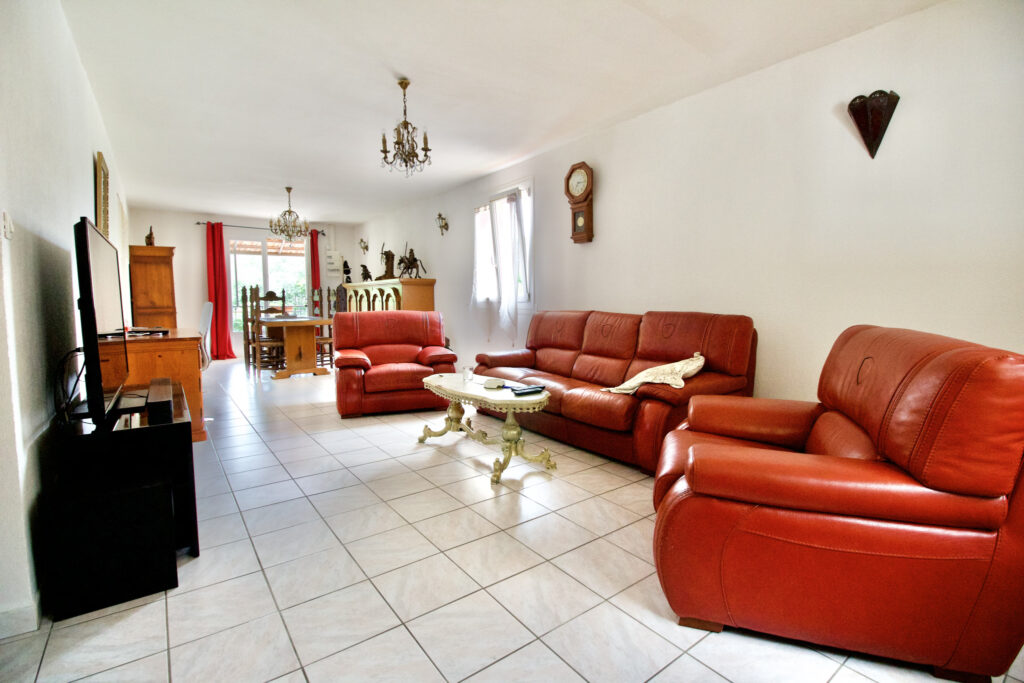 Maison 100m2 ST MARTIN DE VALGAGUES – 4 pièces – 3 chambres – NR  – 100 m²