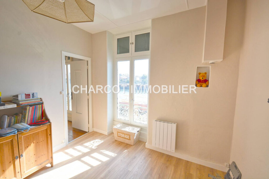 IDEAL INVESTISSEUR – DUPLEX de 101,04 m2 divisible en 3 appa – 5 pièces – 2 chambres – 6  – 101.04 m²