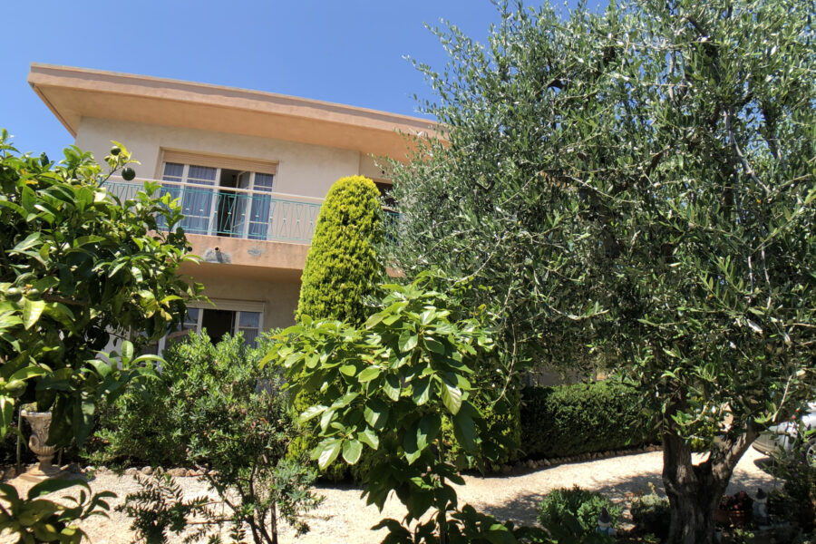 Maison à vendre à Saint-laurent-du-var