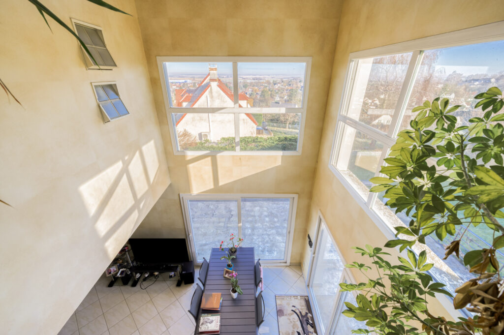 Villa d’Architecte Contemporaine volume et vue exceptionnels – 8 pièces – 5 chambres – 4  – 238 m²