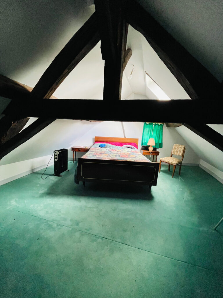 Magnifique Corps de Ferme du 18ème siècle – 5 pièces – 2 chambres – 2  – 77 m²