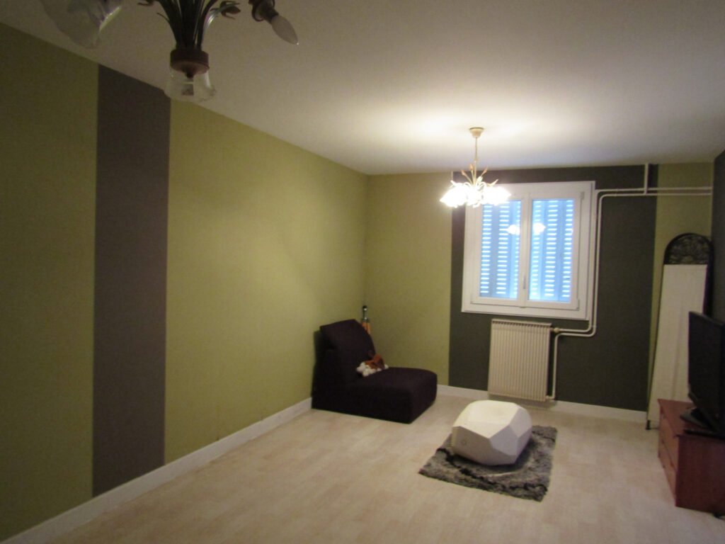 MAISON PRINCIPALE avec STUDIO INDÉPENDANT – 6 pièces – 4 chambres – 2  – 130 m²