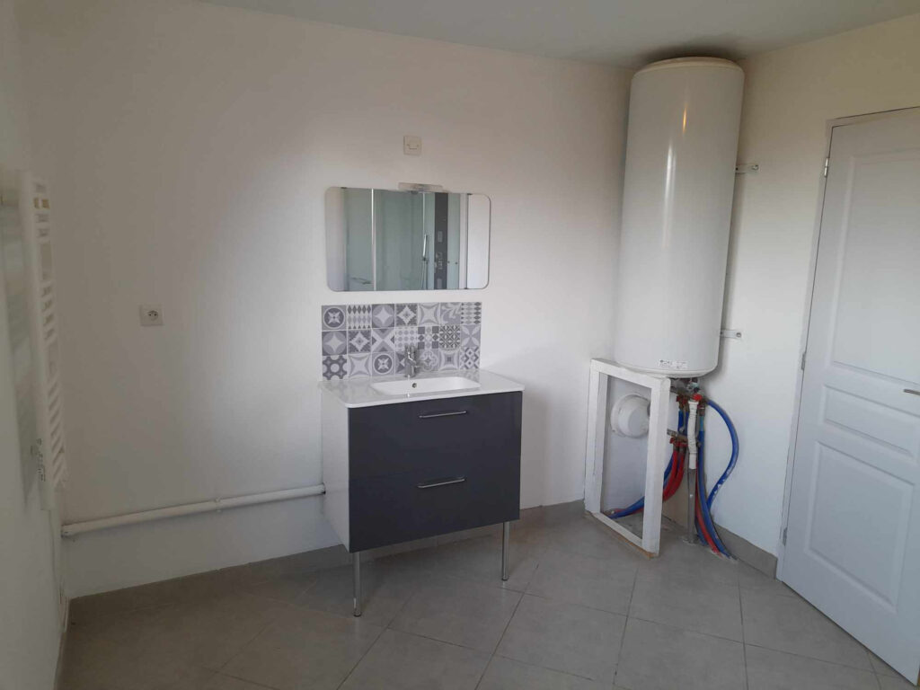 Semi-plain-pied – 4 pièces – 3 chambres – 6  – 130 m²