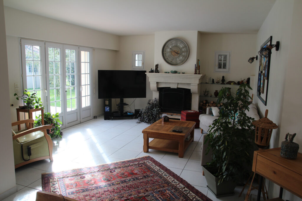 Maison traditionnelle – Haut d’Idron – 6 pièces – 4 chambres – 6  – 150 m²