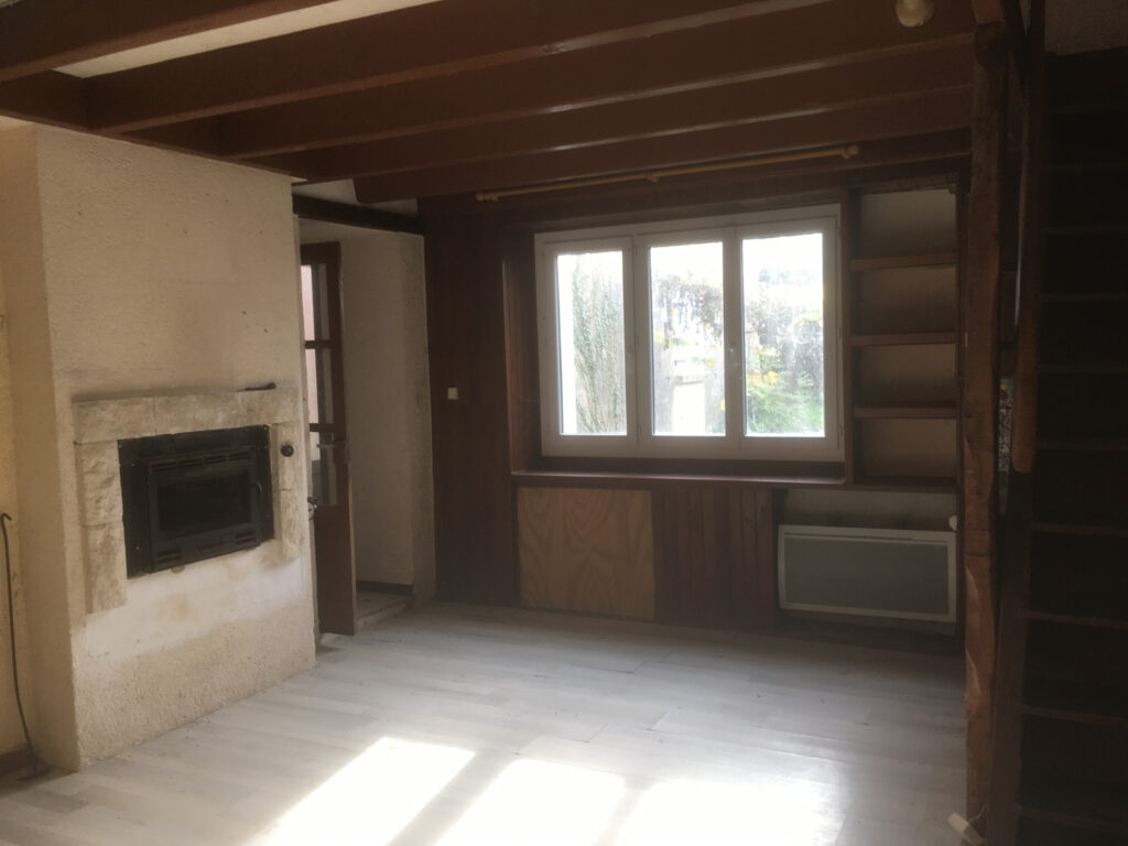 MARILLET ENSEMBLE IMMOBILIER DE DEUX MAISONS ATTENANTES AVEC – 9 pièces – 5 chambres – 6  – 193 m²