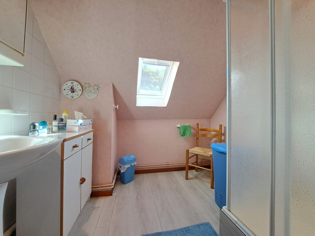 Maison typique de la vallée avec jardin  – 3 pièces – 2 chambres – 6  – 80 m²