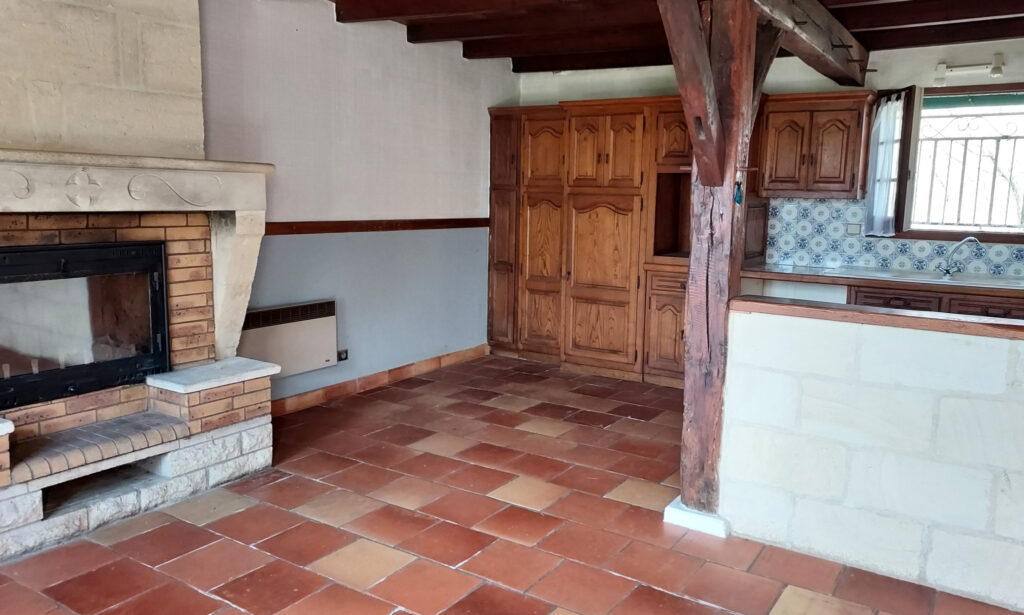  Deux maisons au calme avec grand terrain – 8 pièces – 4 chambres – 6  – 200 m²