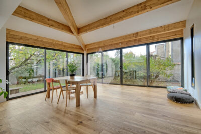 MAISON AVEC STUDIO AU COEUR DE LA PIE – 8 pièces – 5 chambres – 189 m²