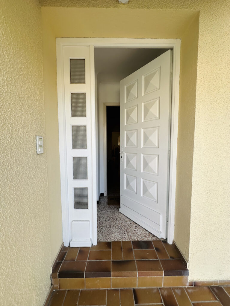 Maison 4 faces – Arles sur Tech – 8 pièces – 6 chambres – 6  – 170 m²