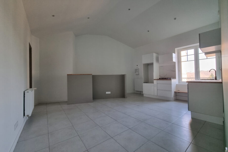Maison à vendre à Saint-genest-lerpt