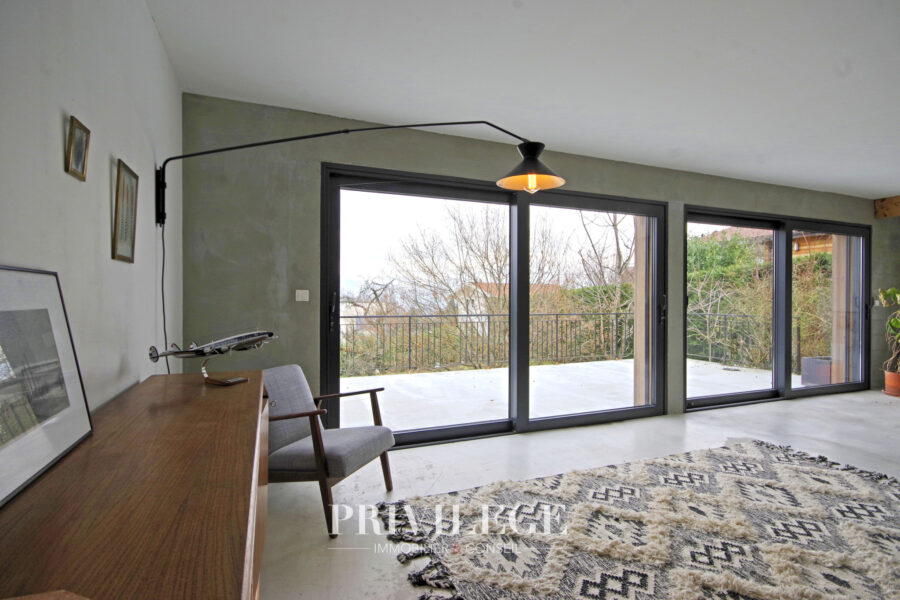 Maison à vendre à Reignier-Ésery