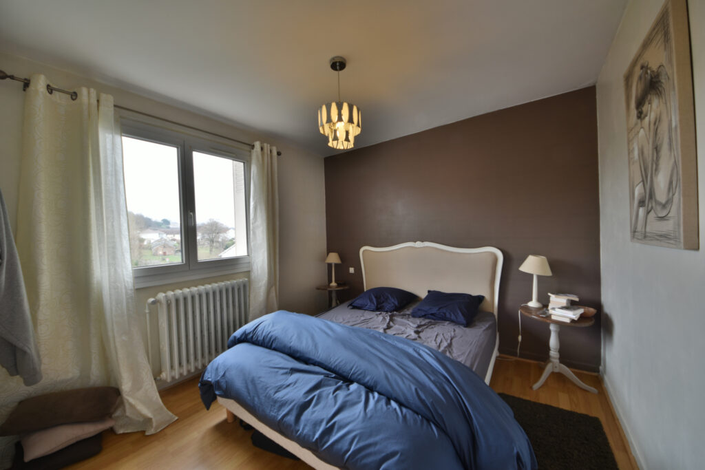 MAISON 7 PIECES – 7 pièces – 4 chambres – 6  – 167 m²