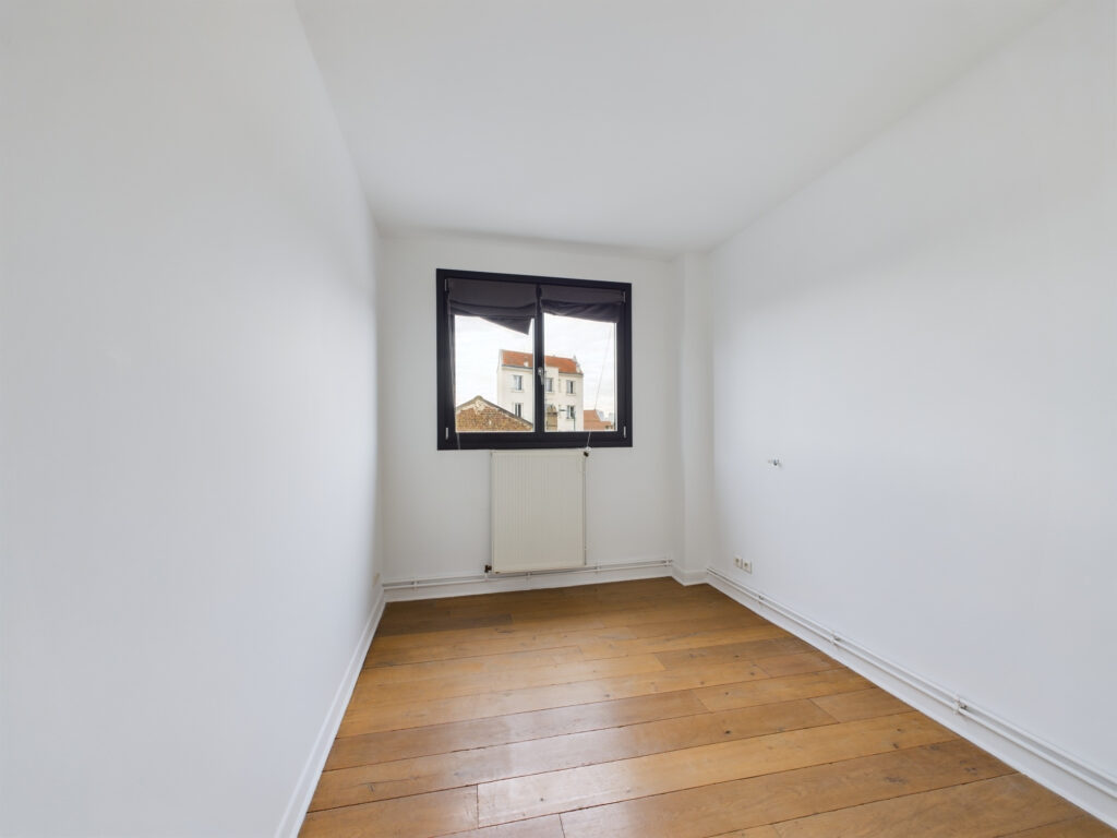 Appartement 5 pièces avec terrasse  – 5 pièces – 3 chambres – 6  – 135 m²