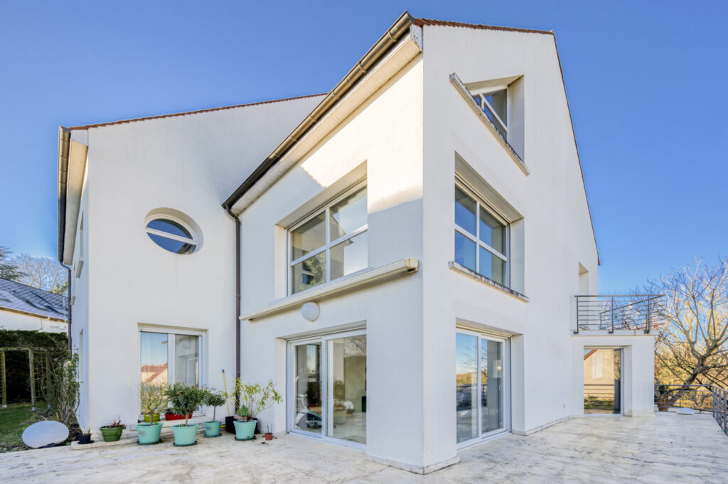 Villa d’Architecte Contemporaine volume et vue exceptionnels – 8 pièces – 5 chambres – 4  – 238 m²