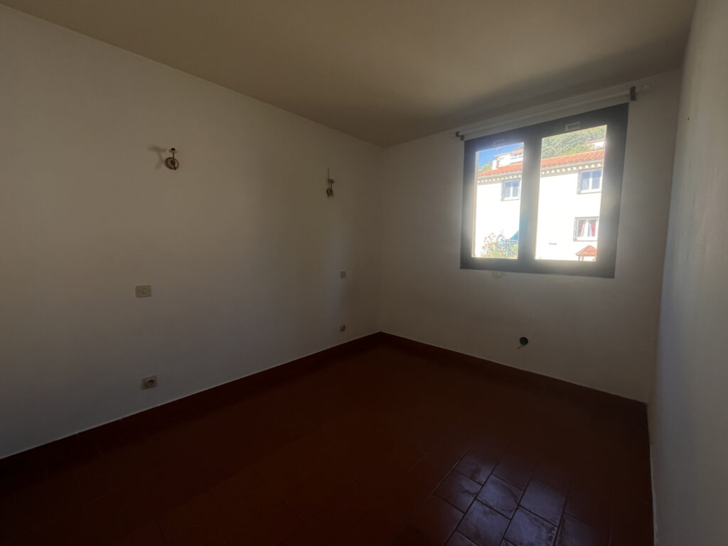 MONTBOLO  – 7 pièces – 5 chambres – 6  – 110.19 m²
