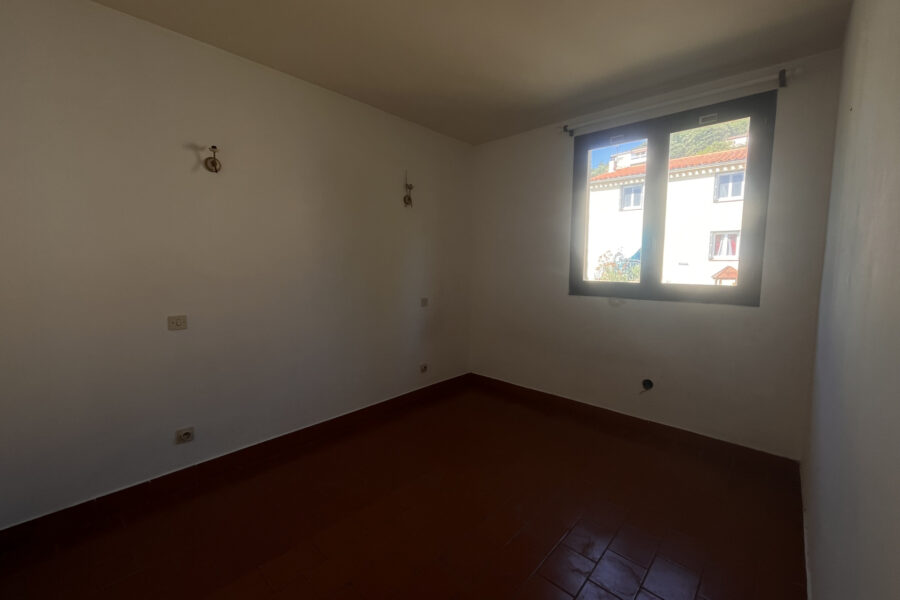 Maison à vendre à Montbolo