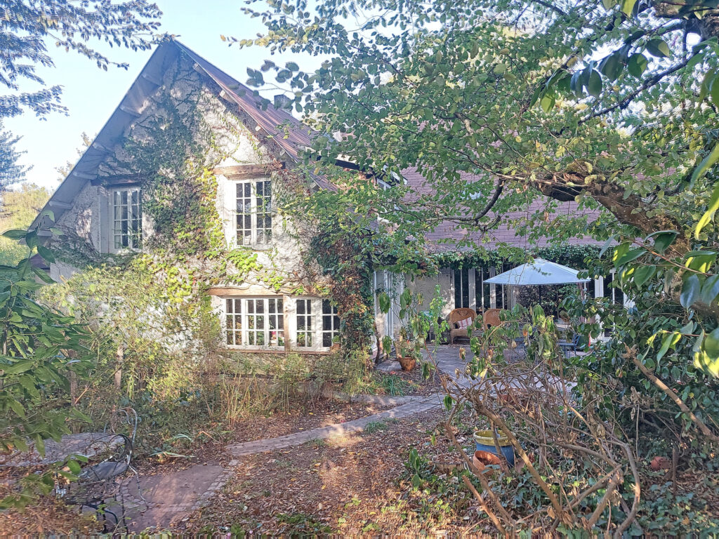 Maison 8 chambres vue golf – 10 pièces – 8 chambres – 4  – 320 m²