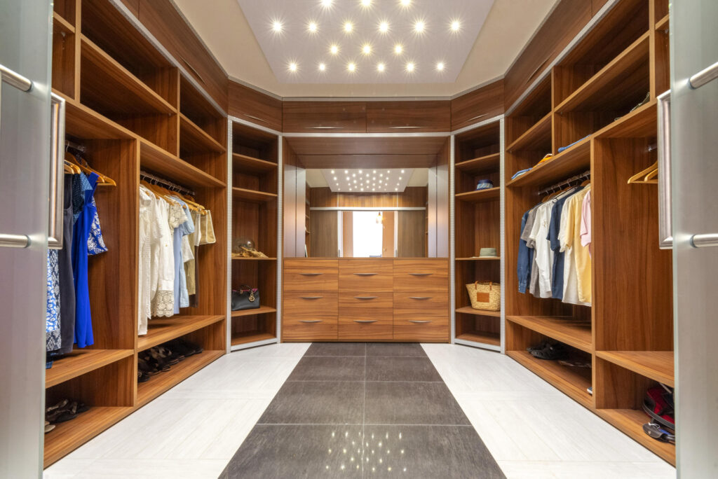 Superbe villa contemporaine aux prestations haut de gamme – 8 pièces – 4 chambres – 4  – 245 m²