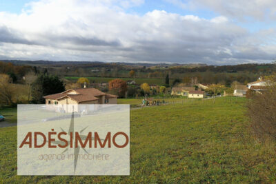 Terrain de 1200m2 à acheter 106000 EUR à Sainte-Suzanne – NR pièces – NR chambres – 1200 m²