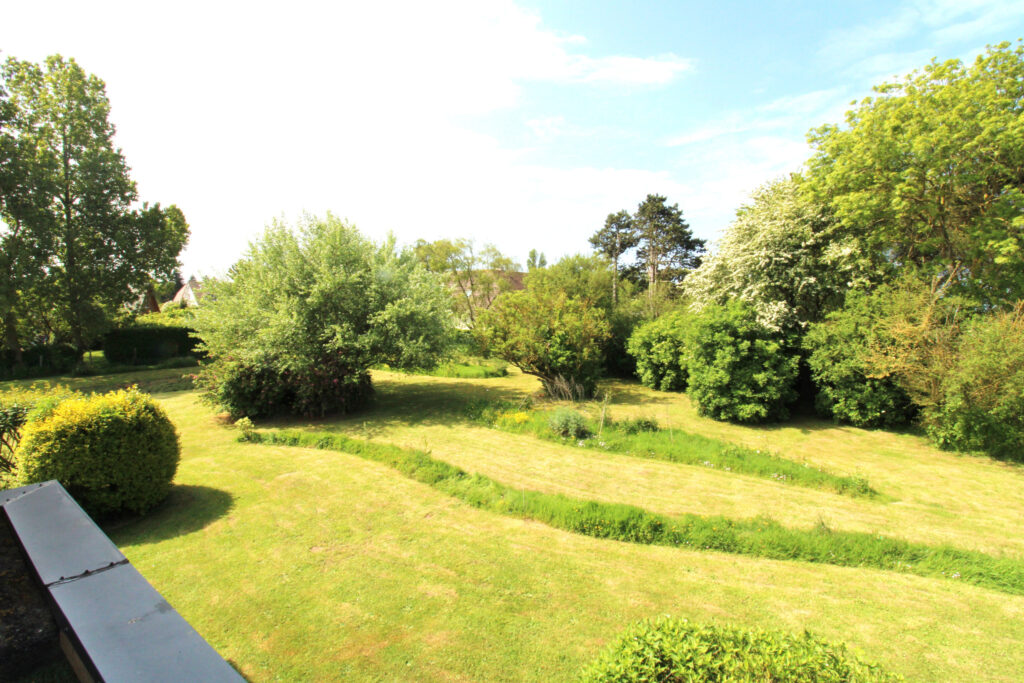 A VENDRE EN EXCLUSIVITE BORD DE MER JOLIE MAISON CONTEMPORAI – 7 pièces – 5 chambres – 6  – 218 m²