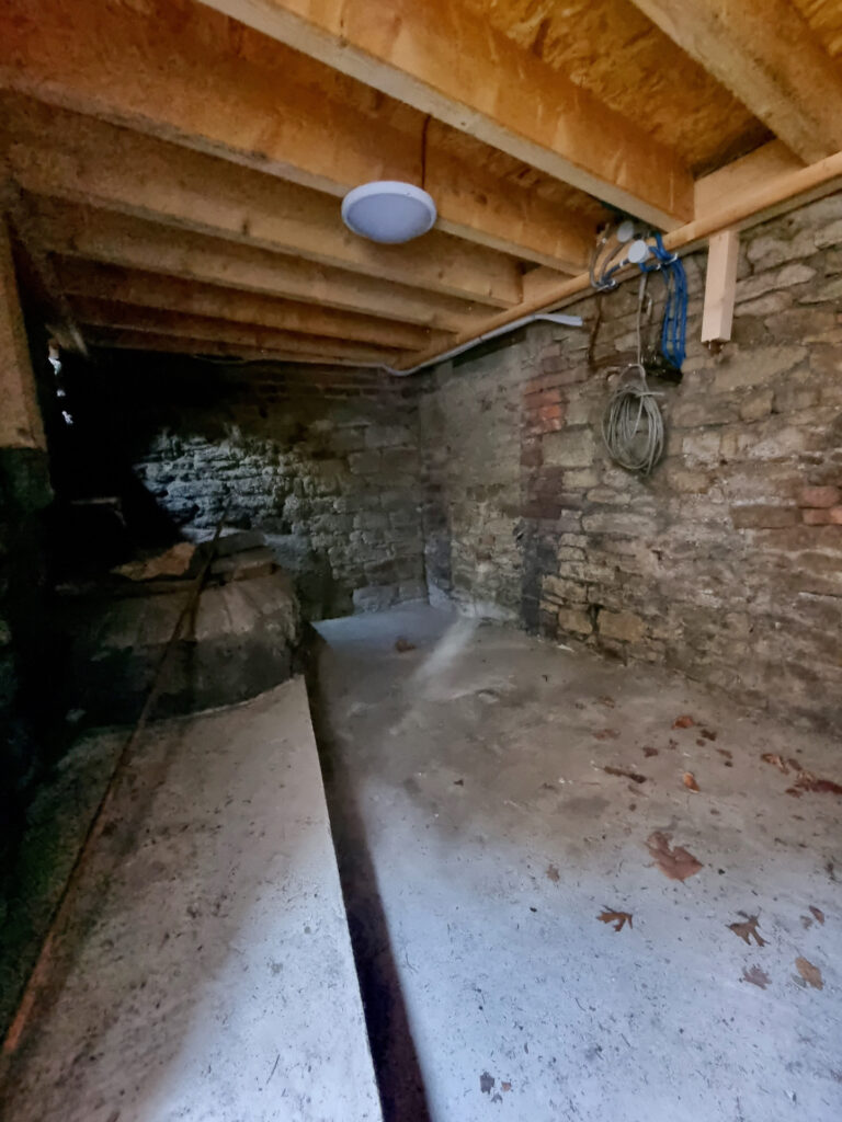 maison centre ville avec petit extérieur – 4 pièces – 2 chambres – 6  – 76 m²