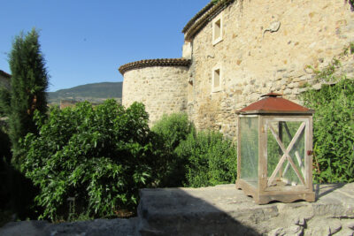 Maison d&rsquo;hôtes Sainte Jalle 26110 – 12 pièces – 8 chambres – 330 m²