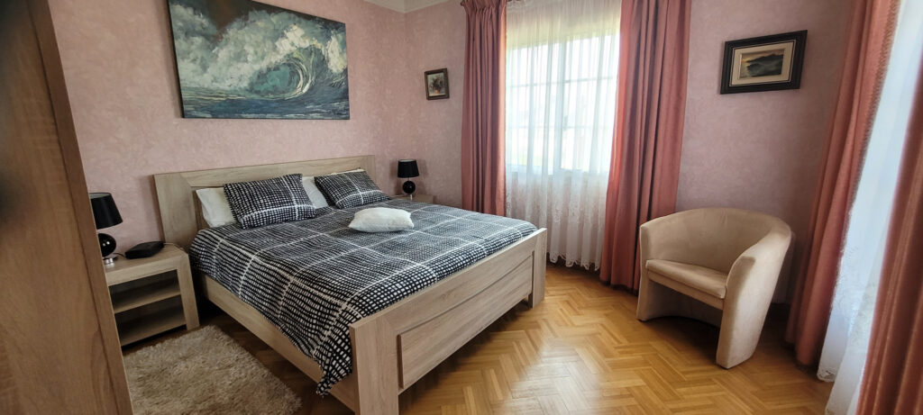 PAIMPOL, maison d’architecte à vendre, 200 m2, 1169 m2 de ja – 8 pièces – 5 chambres – 6  – 210 m²