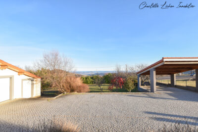 Maison de 184 m2 – 4 chambres – 2 039 m2 de terrain  – 7 pièces – 4 chambres – 184 m²