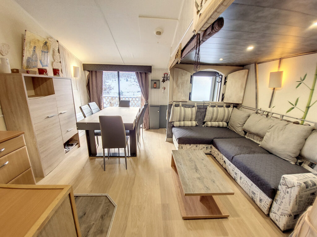 Chalet mitoyen sur Guzet la station – 2 pièces – 1 chambre – 6  – 30.83 m²