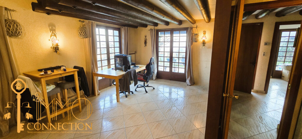 Ensemble immobilier de 200 m2 habitables – 6 pièces – 5 chambres – 6  – 200 m²