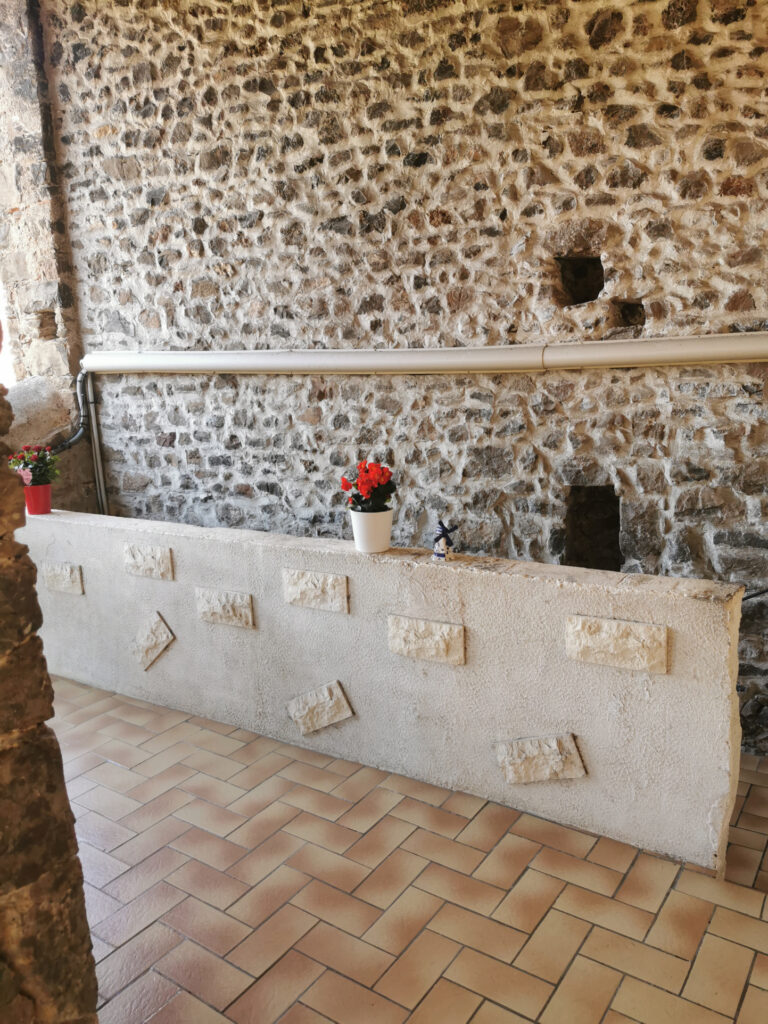 Maison en pierres LUZIERS  – 5 pièces – 4 chambres – NR  – 120 m²